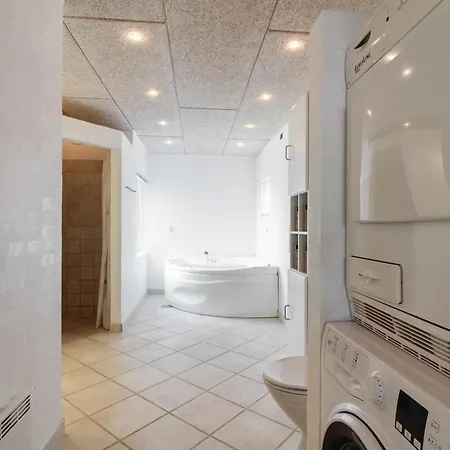 Nyaraló Edwin - 400m From The Sea By Interhome