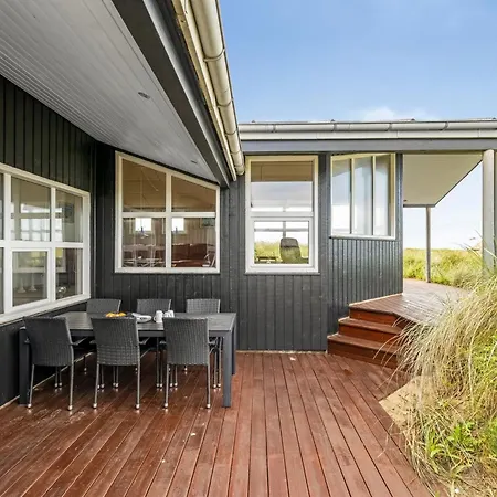 Edwin - 400m From The Sea By Interhome *