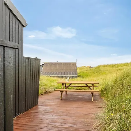 Edwin - 400m From The Sea By Interhome *